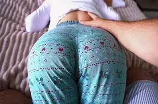 Jenny Lux gets a massage & gets a red-hot bi-racial bang