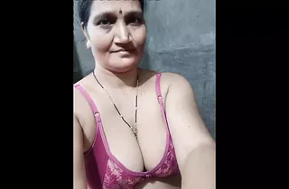 Indian Bhabhi hooks upon with the brush neighbour's super-hot join in matrimony for some torrid homemade buttfuck act