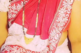 Ultra-cute Rose's Indian hubby hooks up in the apartment