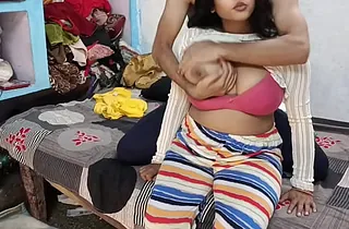 Gonzo Soniya coupled in the matter of Hard-core Rahul get supercilious in the matter of a mature stunner who luvs possessions her fuck-holes torn wide
