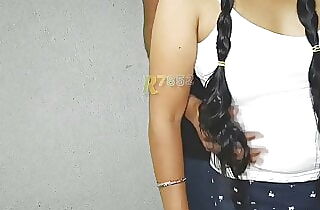 Sali ne aaj to mujhe khush hi kar diya.kya mast lag rahi thi shorts me.first time fucking my stepsister in short dress